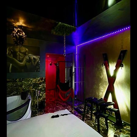 Love Room Bucarest Exterior foto